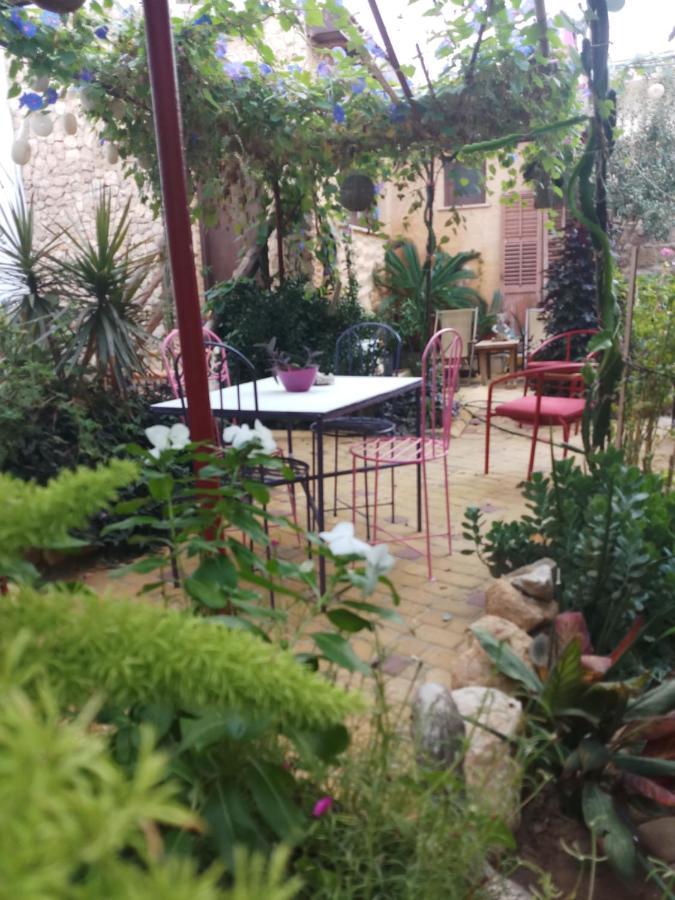 Mystery Garden Guest House ฟามากุสต้า ภายนอก รูปภาพ