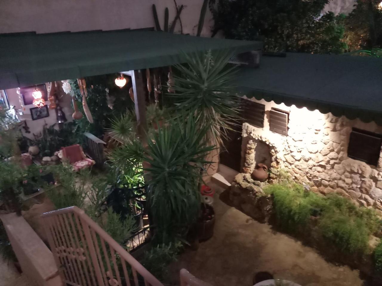 Mystery Garden Guest House ฟามากุสต้า ภายนอก รูปภาพ