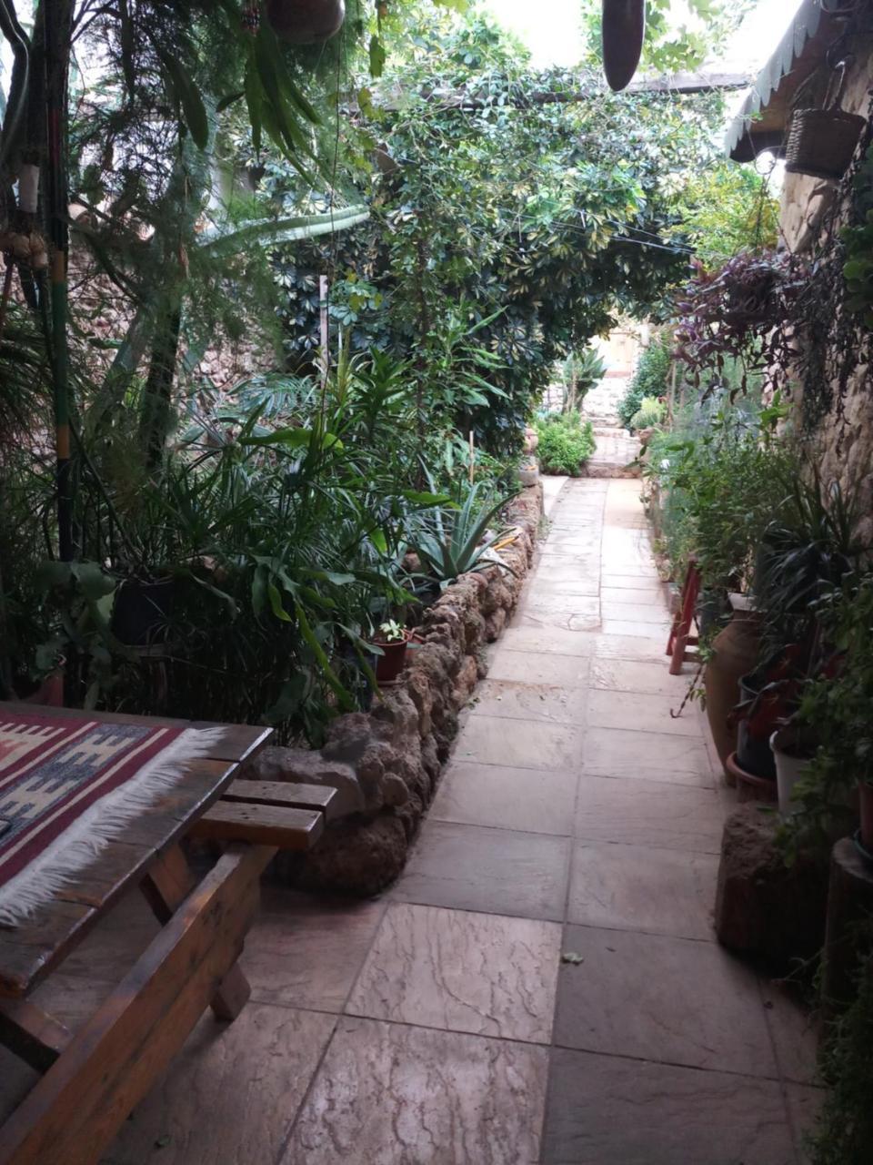 Mystery Garden Guest House ฟามากุสต้า ภายนอก รูปภาพ