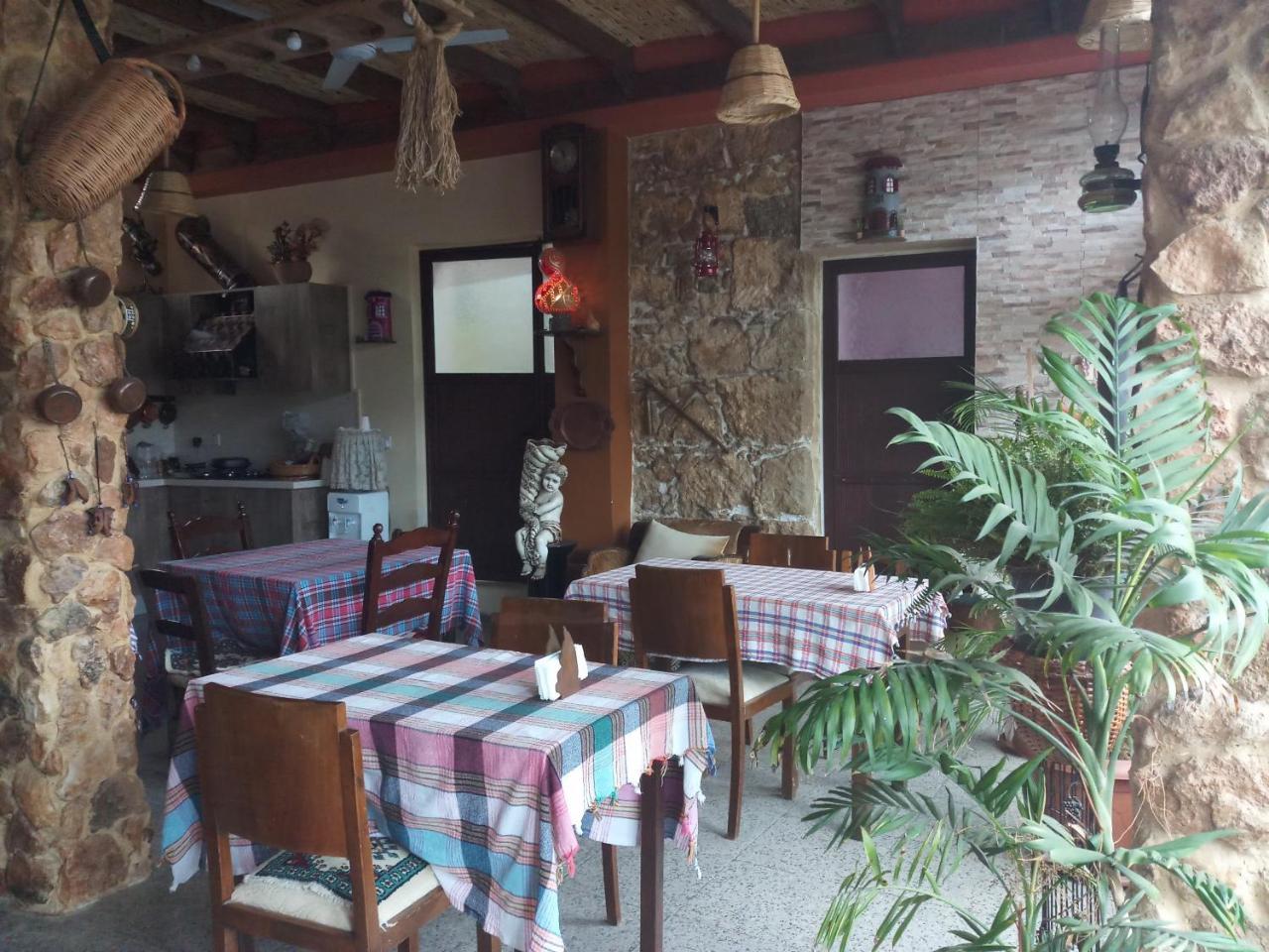 Mystery Garden Guest House ฟามากุสต้า ภายนอก รูปภาพ